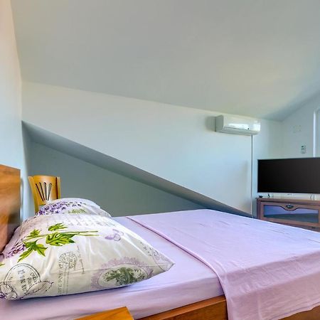 Apartmani Vukicevic Vodice Exterior photo