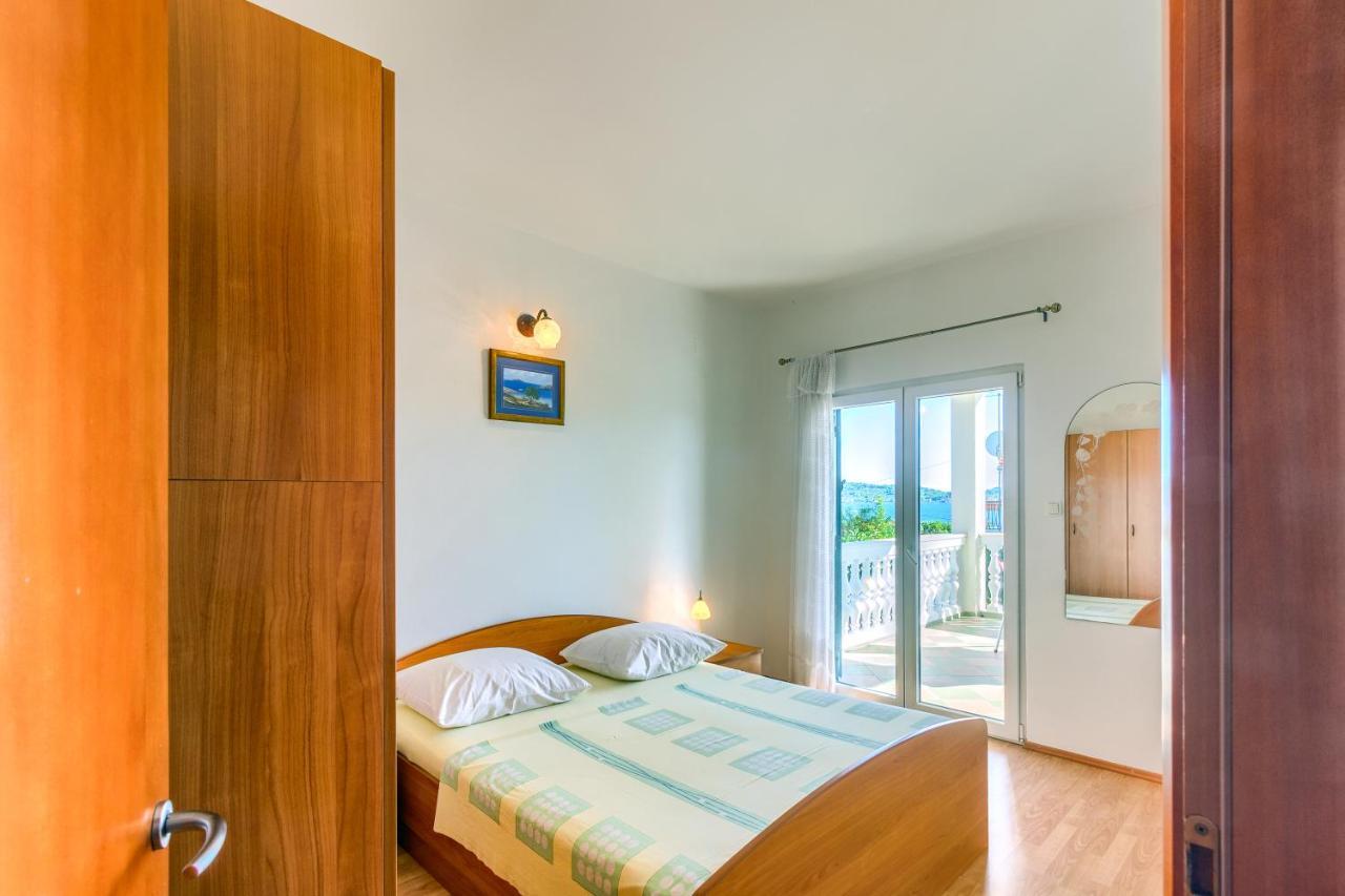 Apartmani Vukicevic Vodice Exterior photo