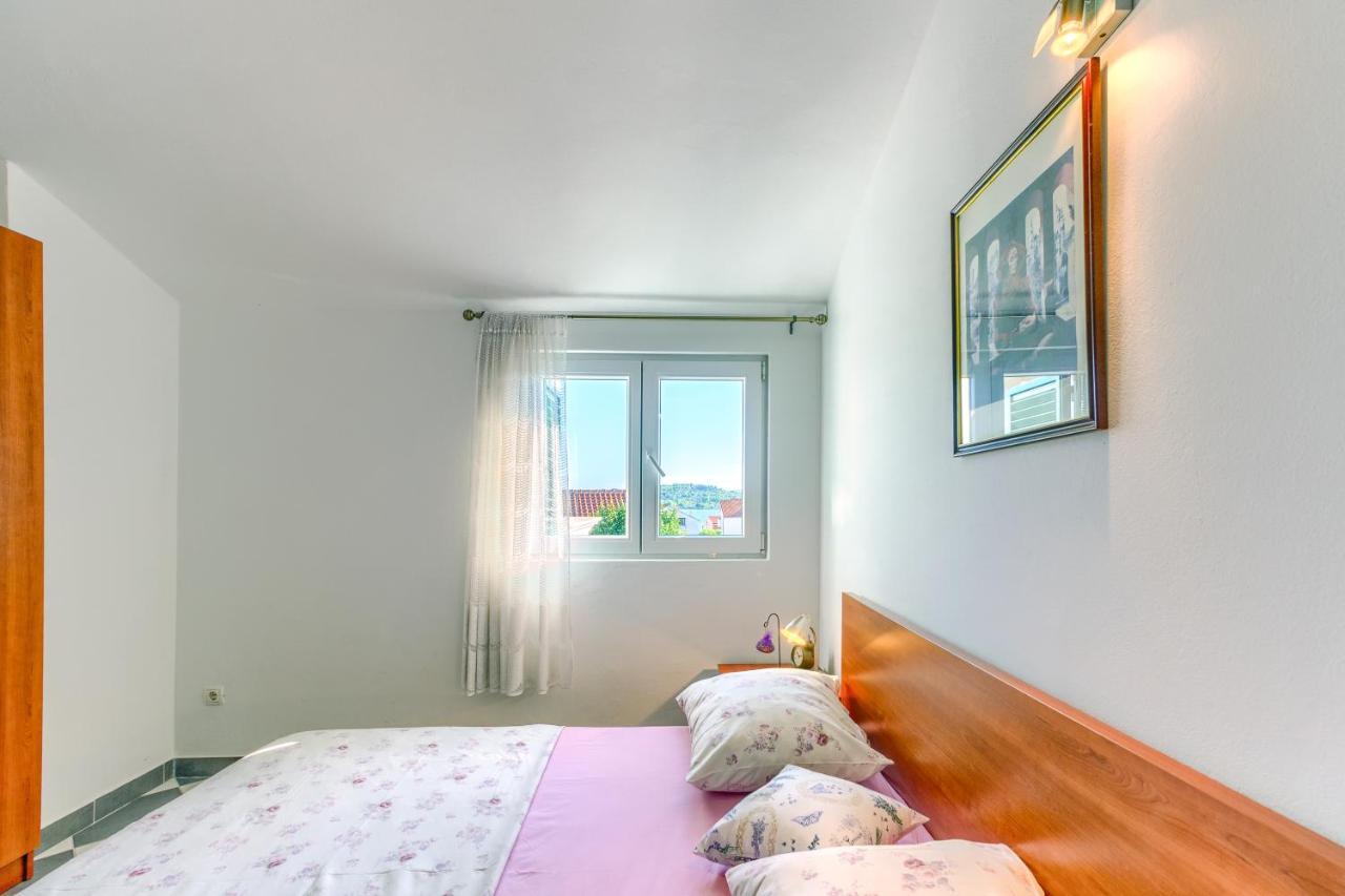Apartmani Vukicevic Vodice Exterior photo