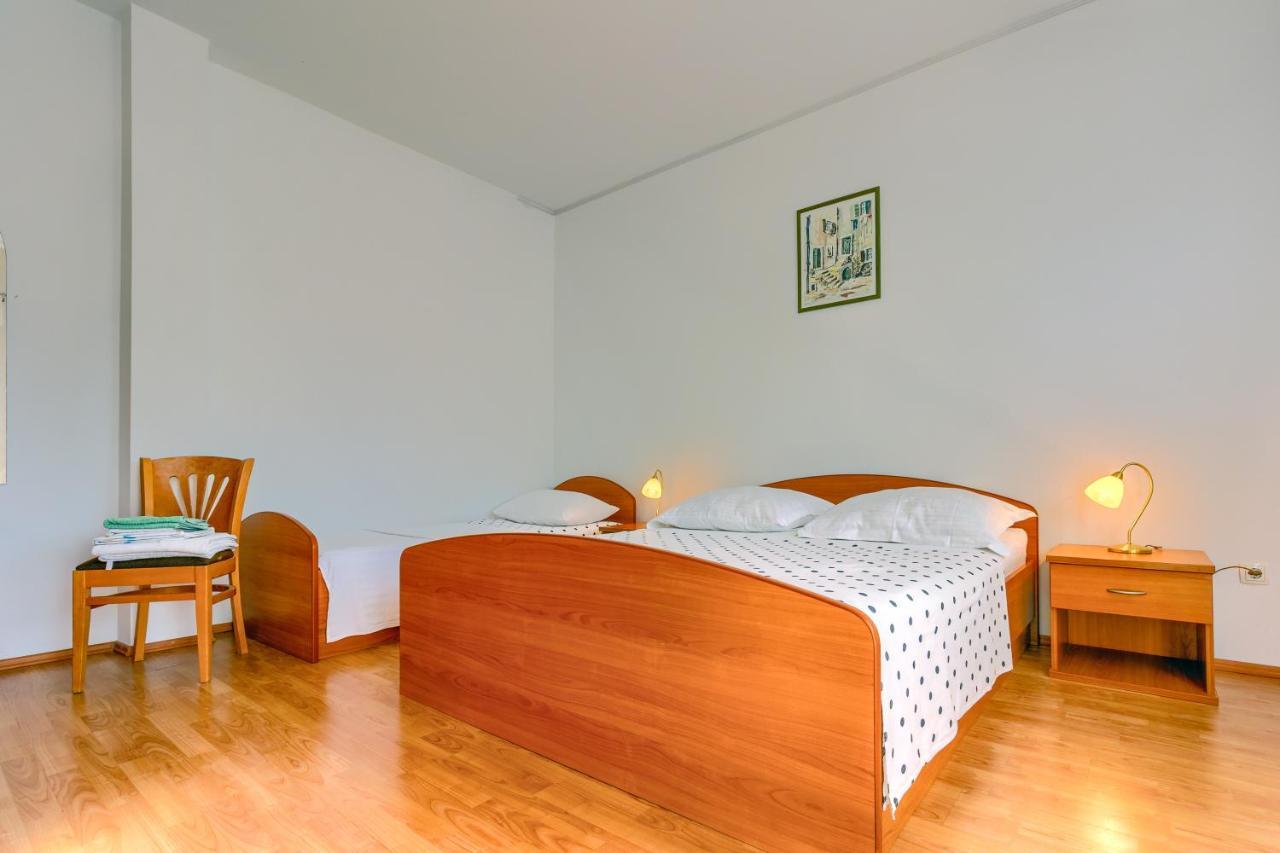 Apartmani Vukicevic Vodice Exterior photo