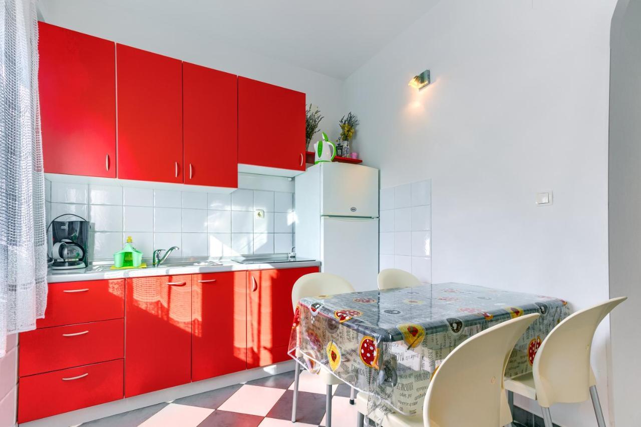 Apartmani Vukicevic Vodice Exterior photo