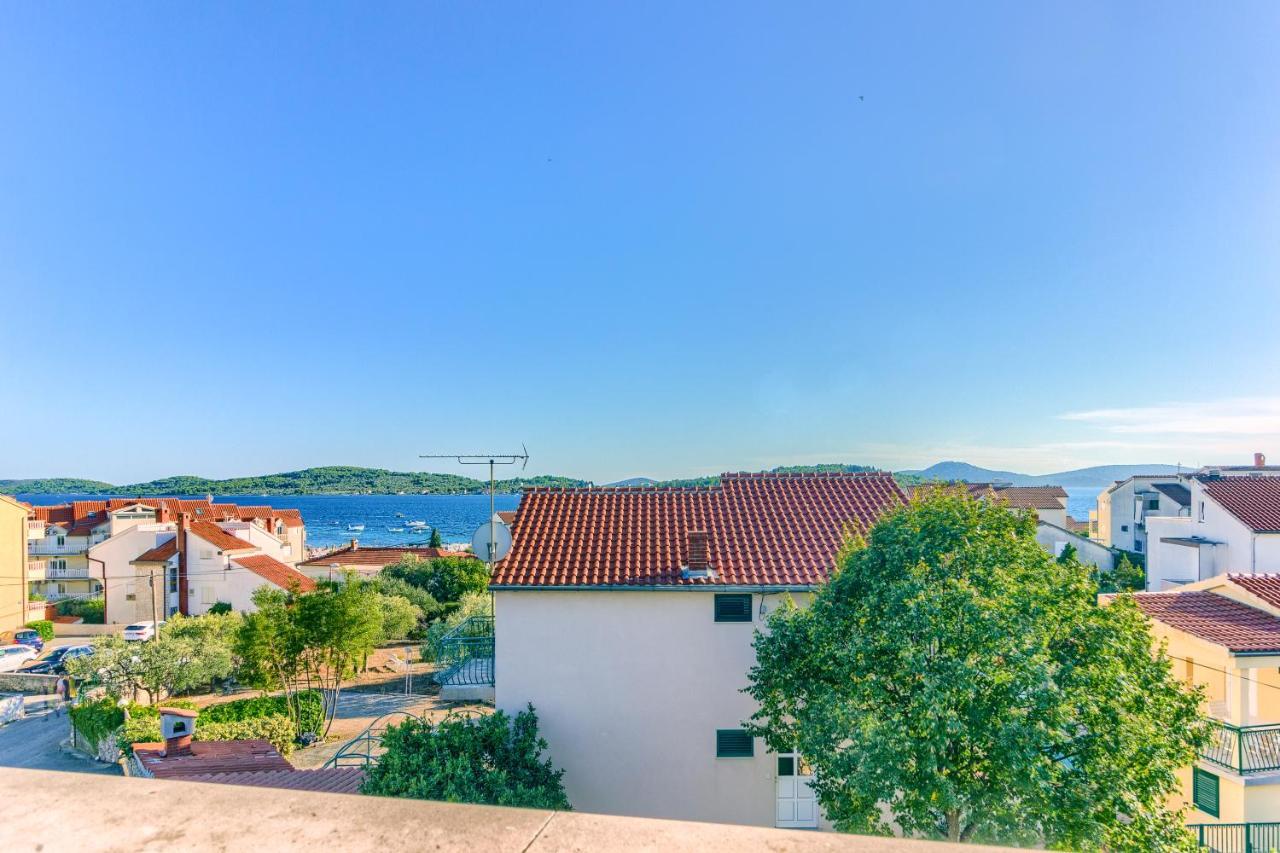 Apartmani Vukicevic Vodice Exterior photo
