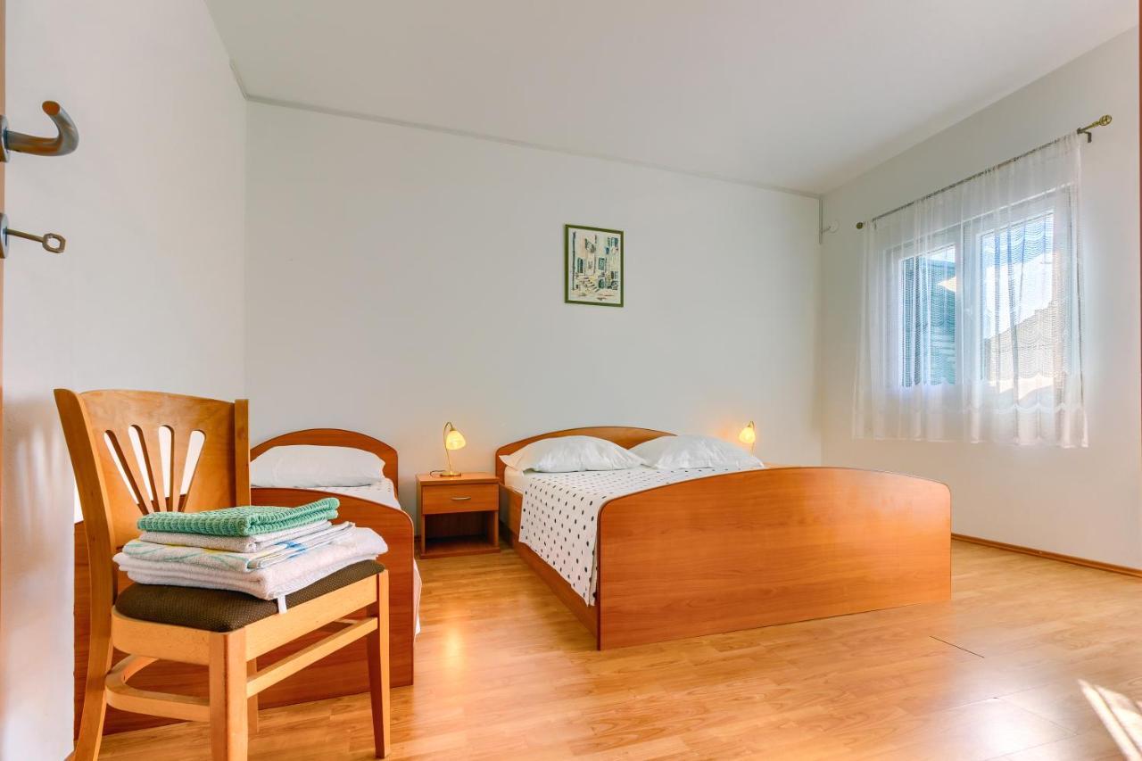 Apartmani Vukicevic Vodice Exterior photo