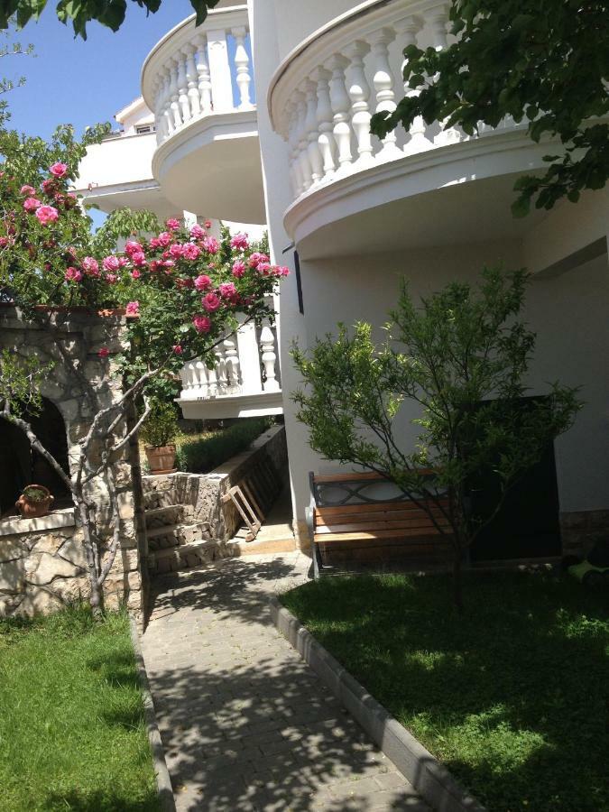 Apartmani Vukicevic Vodice Exterior photo