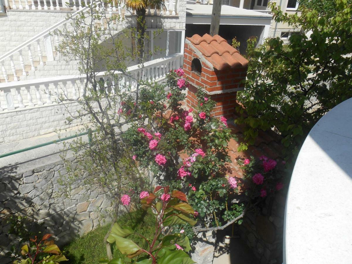 Apartmani Vukicevic Vodice Exterior photo